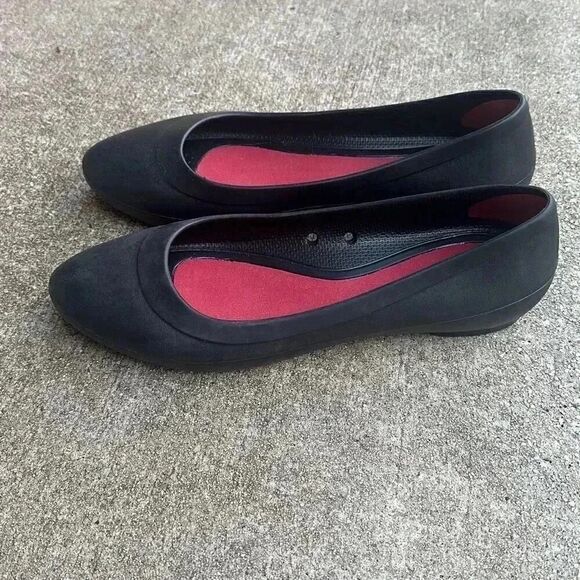 Crocs Lina Flats Black Comfort Shoes Women’s Size 9 - Picture 2 of 7